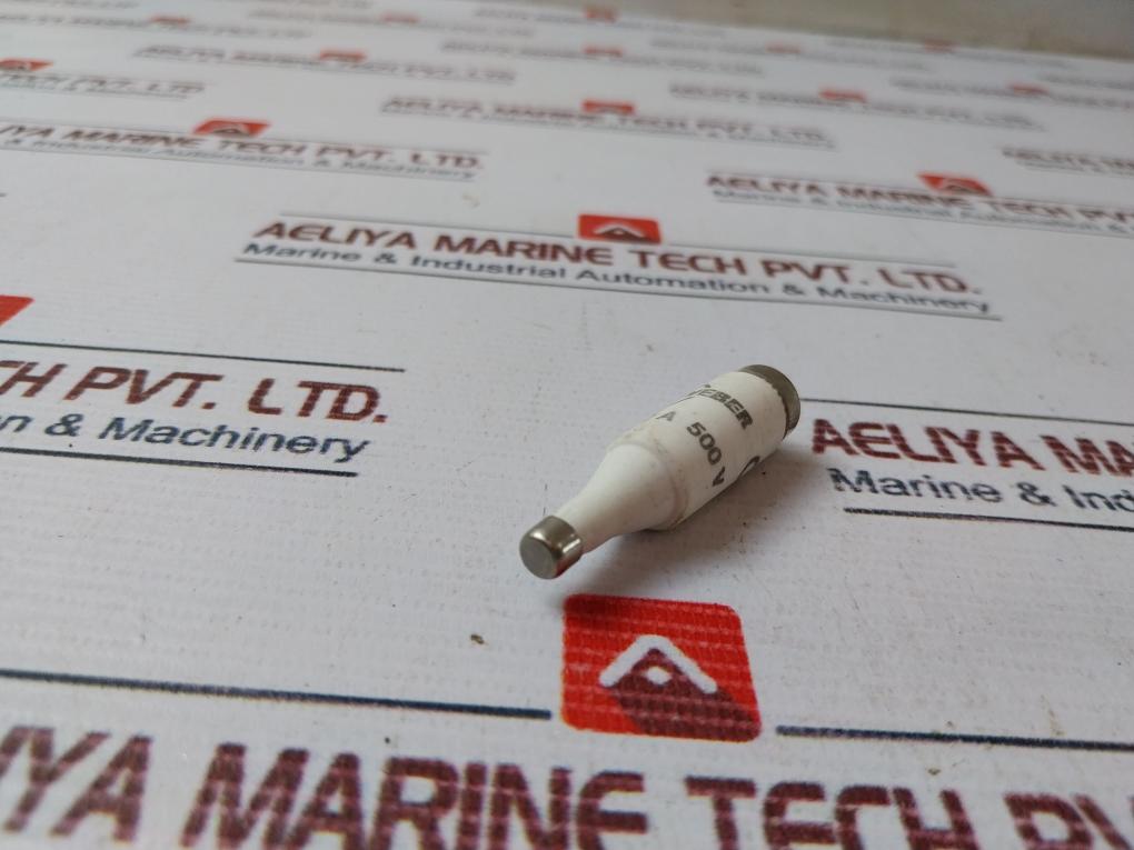 Lot Of 19X Weber 2A 500V Bottle Fuse