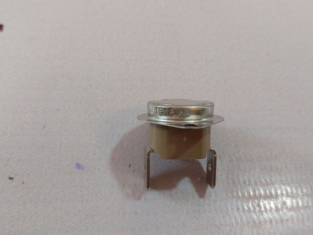 Lot Of 23X Klixon 1Nt01L-6101 Temperature Thermostat Switch Mcsa-99-07-03