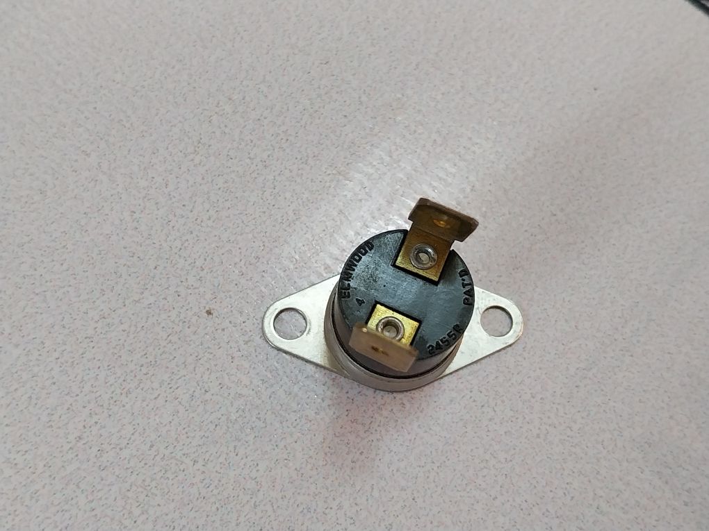 Lot Of 2X Elmwood 2455R Thermostat Sensor Switch L70C 82 195 Z20 07