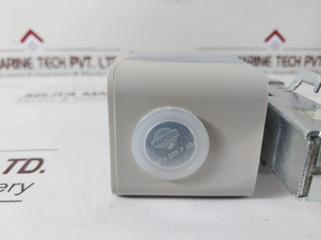 Lot Of 2X Honeywell L6190B 2022 1 Aquastat Control