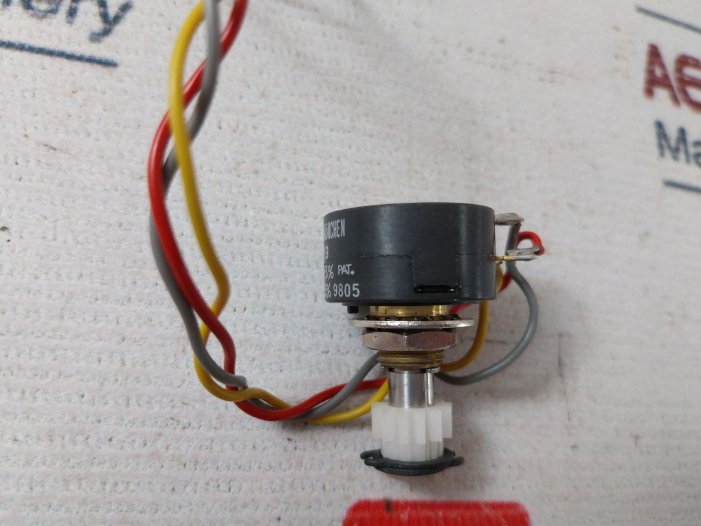 Lot Of 2X Megatron-munchen Rp19 Potentiometer