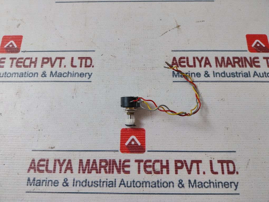 Lot Of 2X Megatron-munchen Rp19 Potentiometer