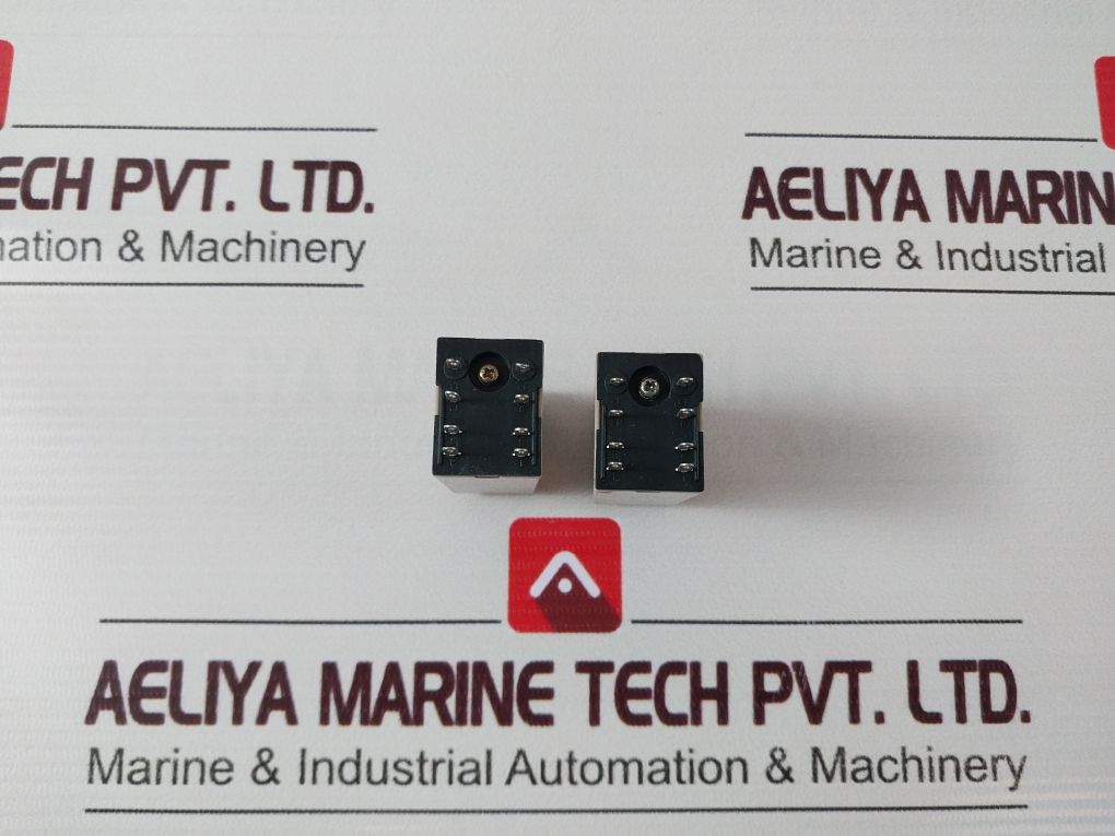 Lot Of 2X Omron H3Y-2 Timer