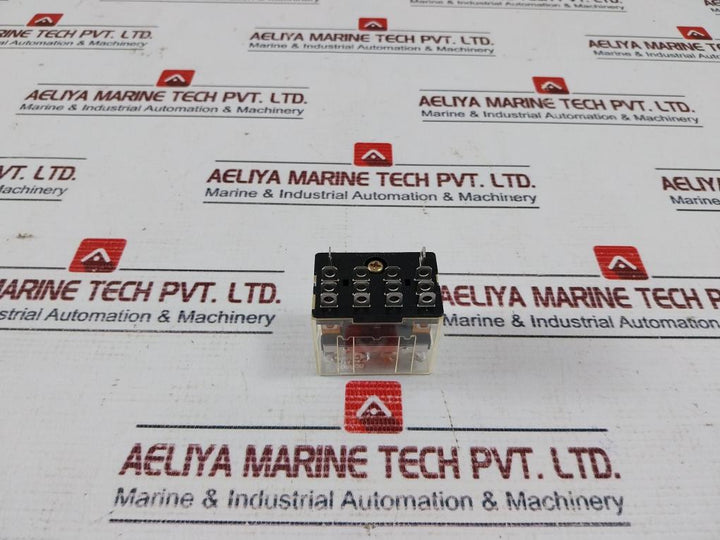 Lot Of 2X Omron Ly4 Relay 10A 100/110 Vac