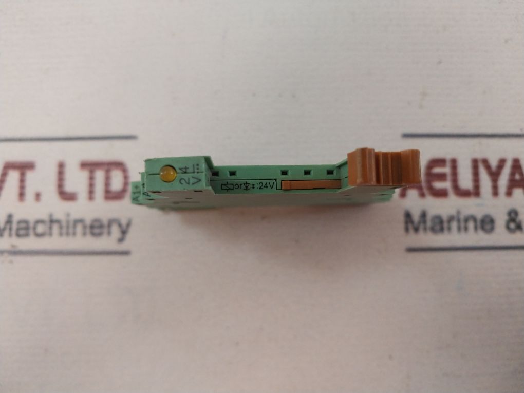 Lot Of 2X Phoenix Contact Plc-bsc-24Dc/21 Relay Socket 6A