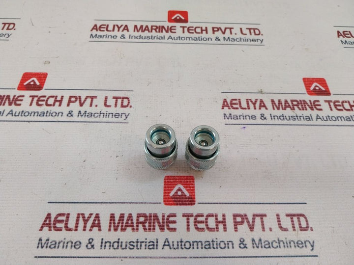 Lot Of 2X Pioneer 3000-2° Hydraulic Coupler 172C