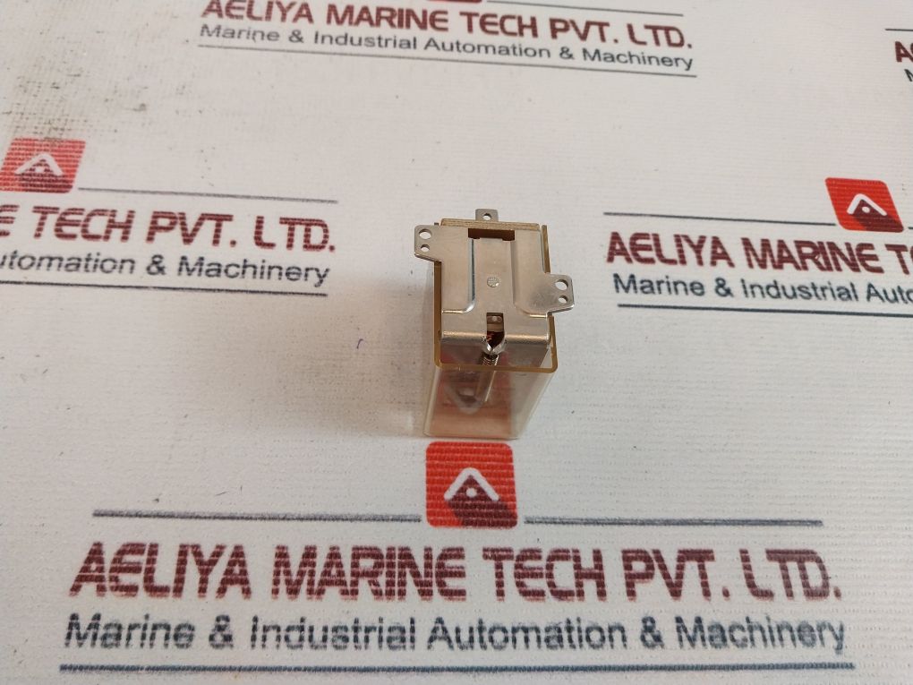 Lot Of 2X Siemens V23009-a0007-a052 Relay 24V 0,08A