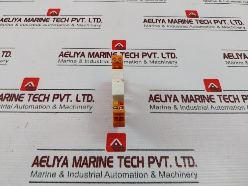 Lot Of 2X Weidmuller 8615320000 Relay With Socket 10A 250Vac