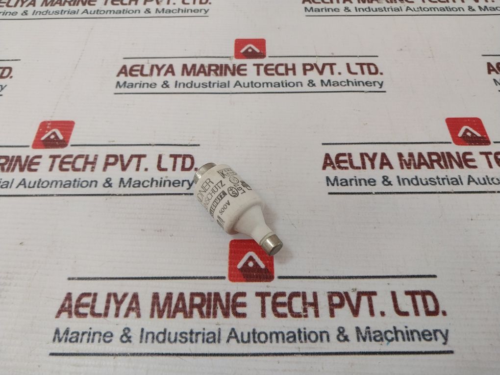 Lot Of 30X Lindner Lg7 Ceramic Bottle Fuse 10A 500V