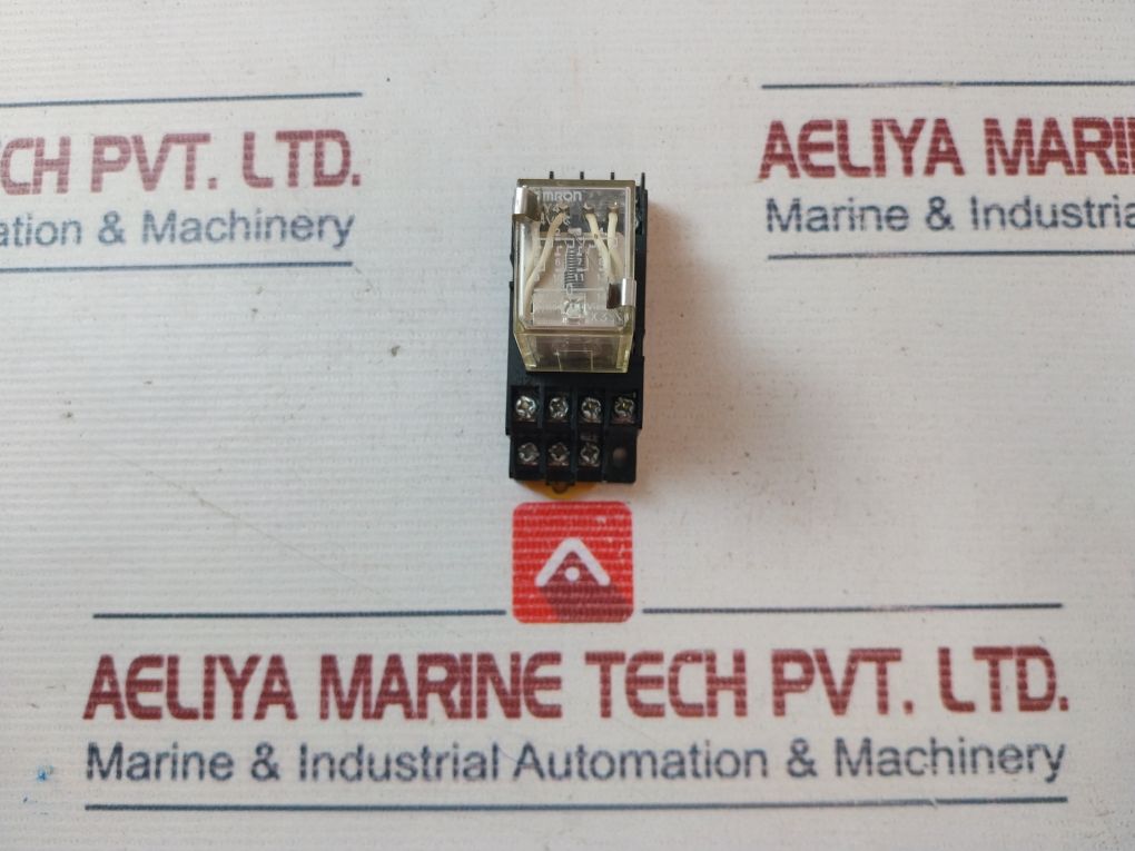 Lot Of 4X Omron My4 Relay With Socket Base 24Vdc
