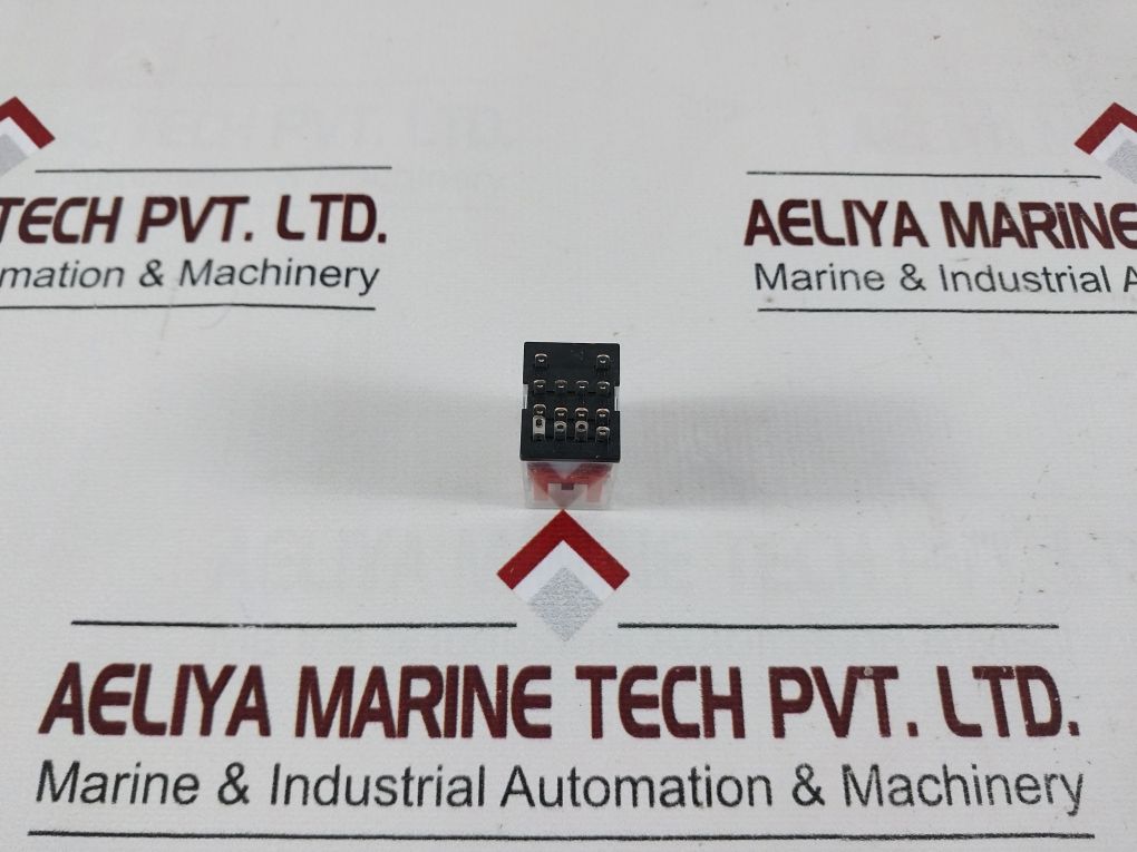 Lot Of 5X Omron My4N-gs Relay 3A 30Vdc