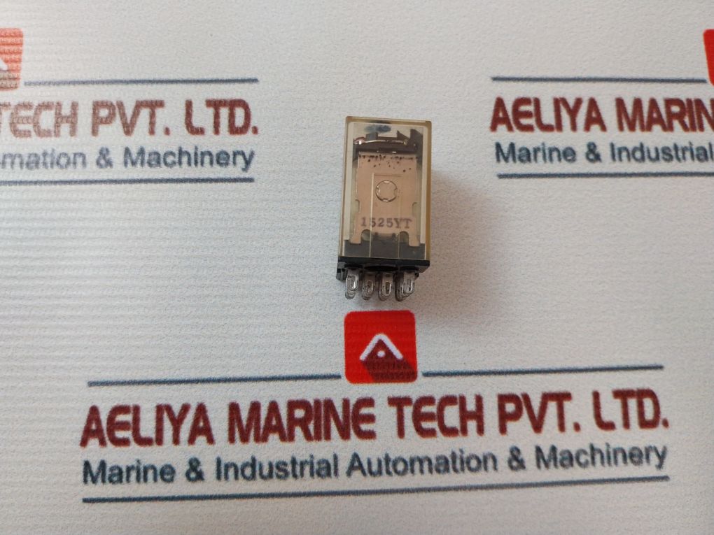 Lot Of 4X Omron My4N Power Relay 24 Vdc