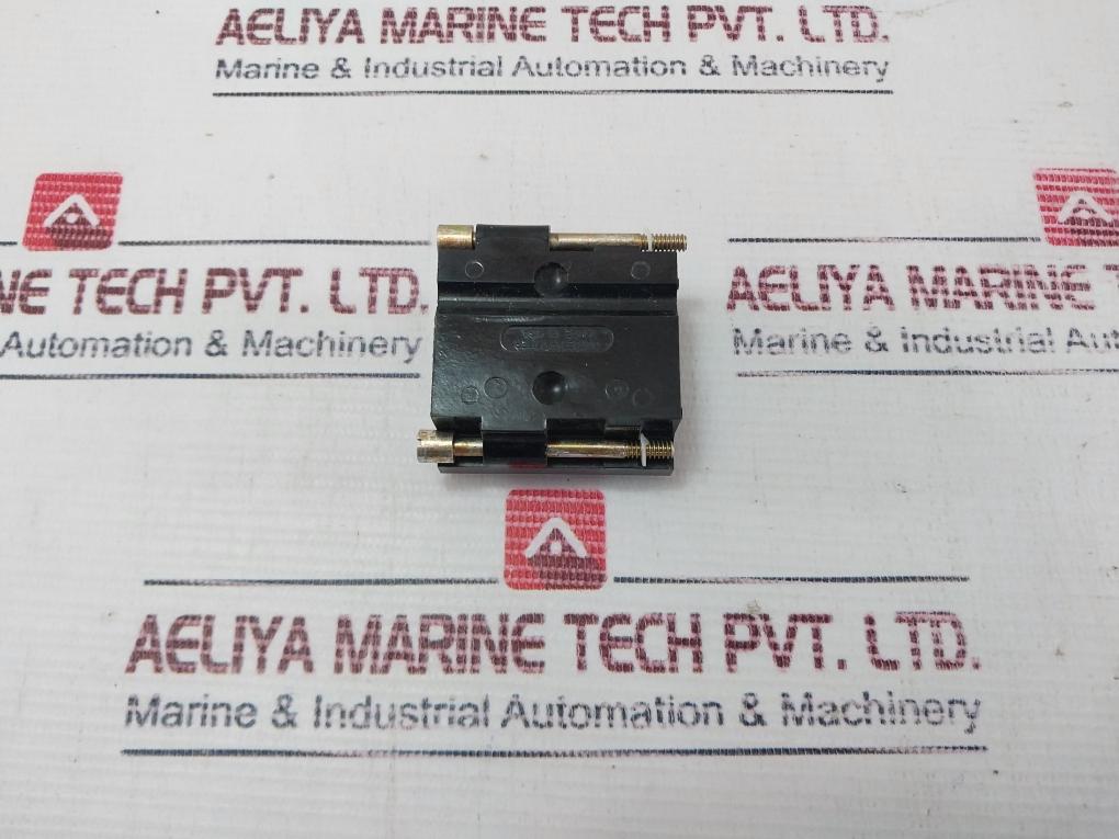 Lot Of 5X Cutler Hammer E 30 Contact Block 8-75 600Vac