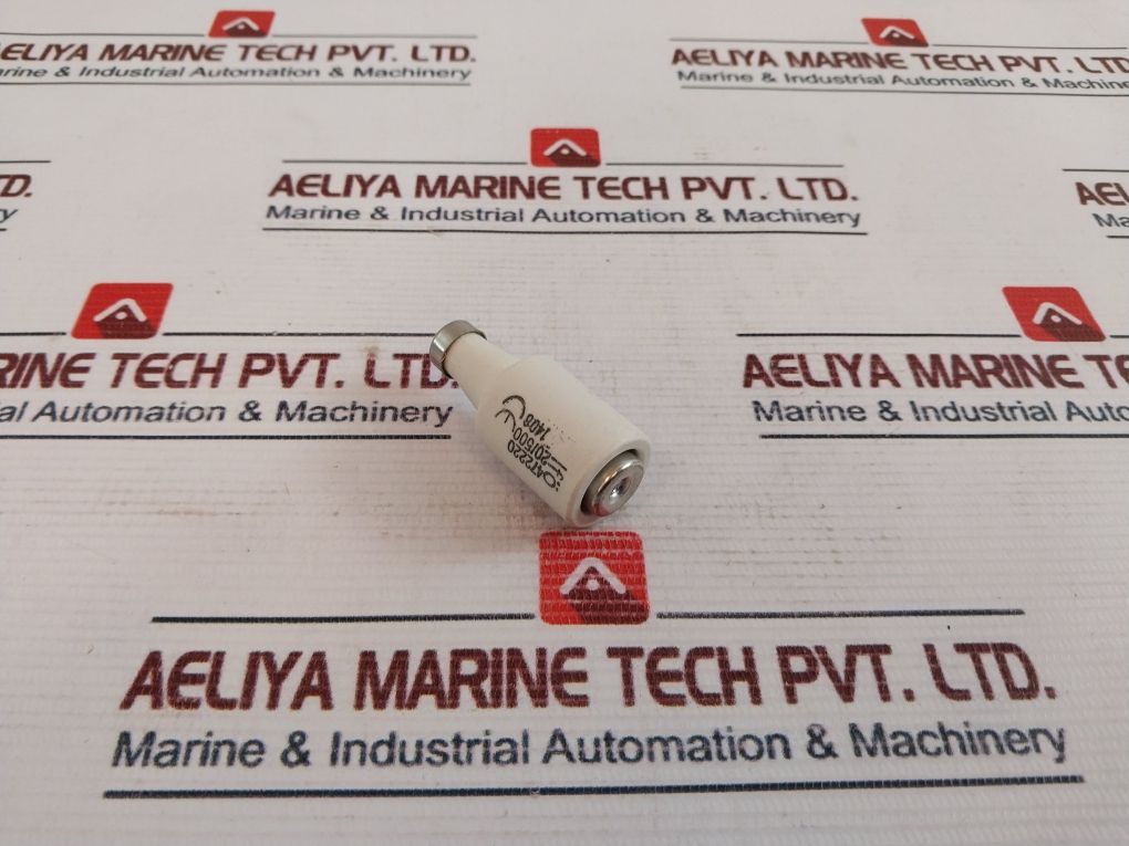 Lot Of 5X Ifo Electric 472220 Fuse