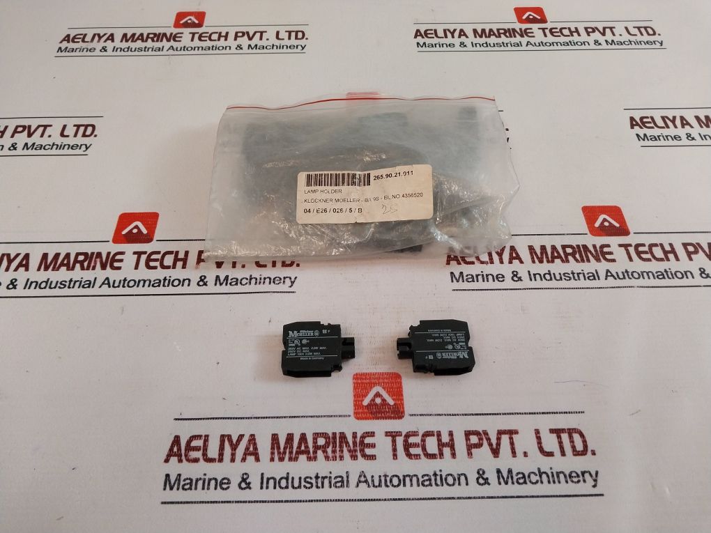 Lot Of 5X Klockner Moeller Ba9S Lamp Holder 130V