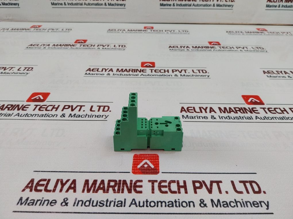 Lot Of 5X Phoenix Contact 28 33 576 Relay Socket 10A 300 Vac