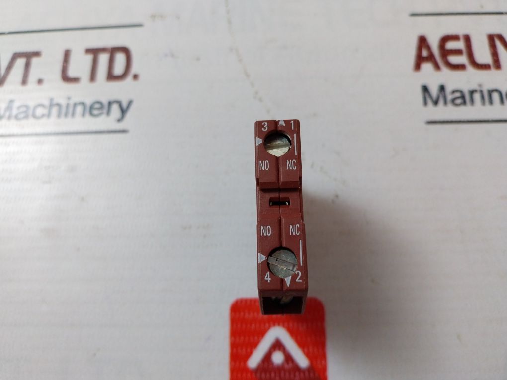 Lot Of 5X Siemens 3Sb1400-0A Pushbutton Contact Block