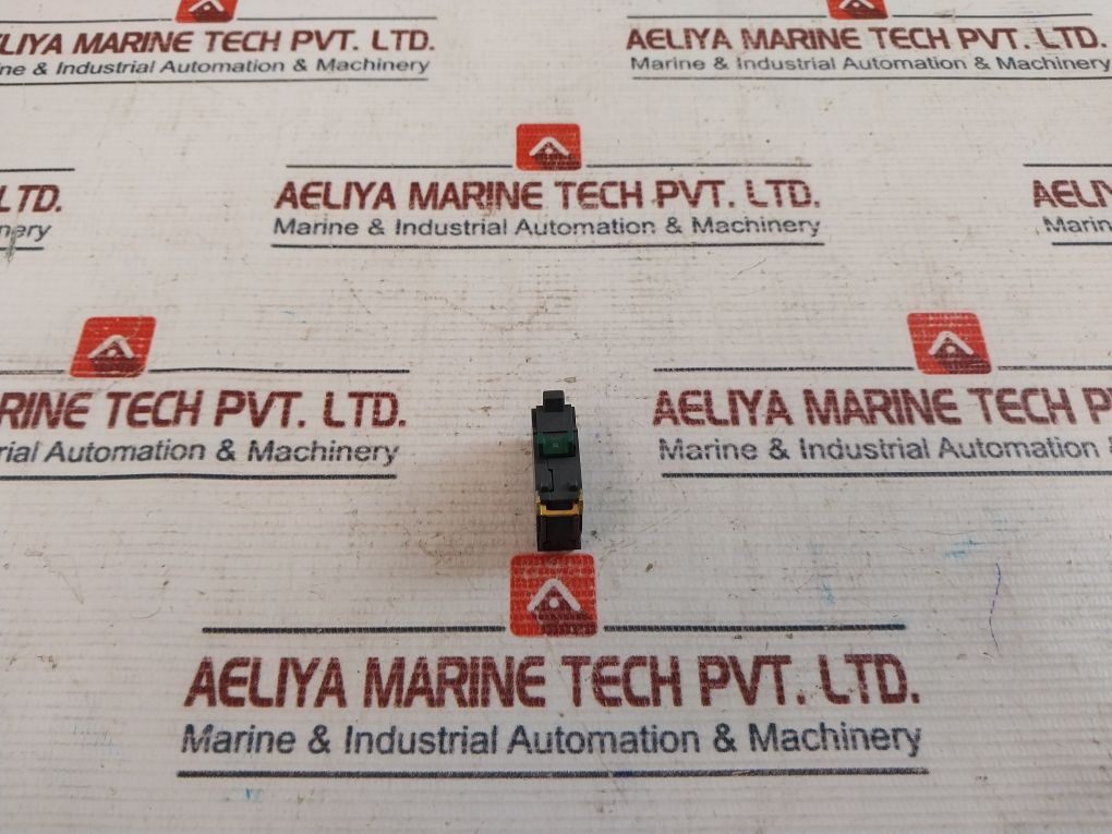 Lot Of 7X Telemecanique Zbe-101 Switch Contact Block 10A