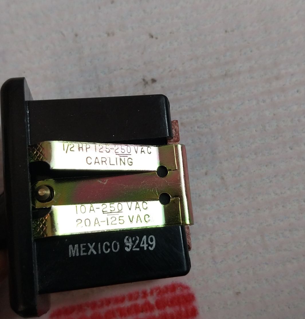 Lot Of 6X Carling 1/2 Hp 125-250 Vac Toggle Switch