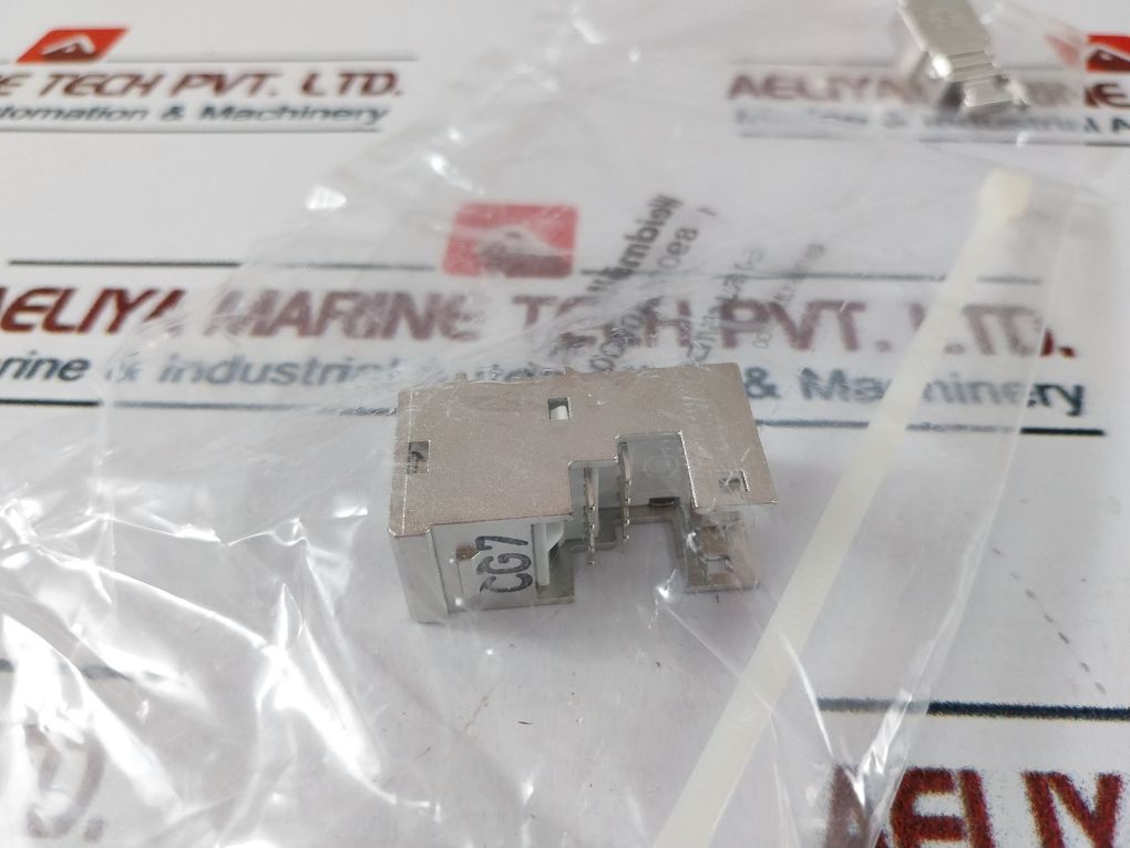 Lot Of 6X Weidmuller 8891980000 Rail Outlet Module Ie-xm-rj45/Idc-b