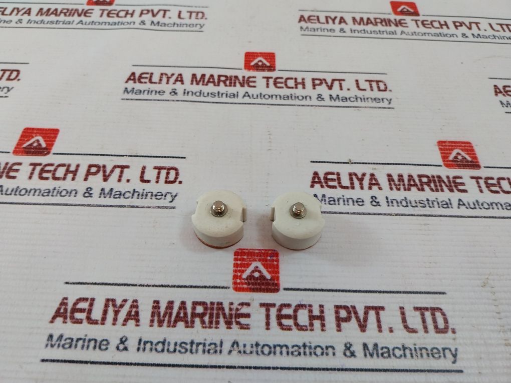 Lot Of 7X Ensto 2-6/500 Screw For Fuse Diazed Diii