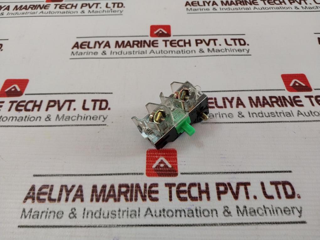 Lot Of 7X Ge Cr104P Contact Block