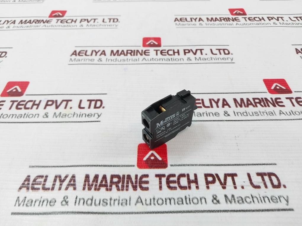 Lot Of 7X Klockner-moeller Ek01 Contact Block 230/400/500V