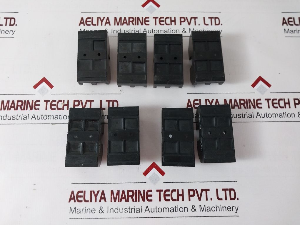 Lot Of 8X Bussmann 2808 Fuse Holder 30A 600V