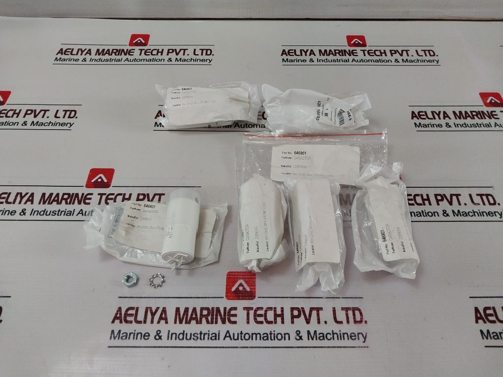 Lot Of 8X Meco Cmi-4 Capacitor 646801