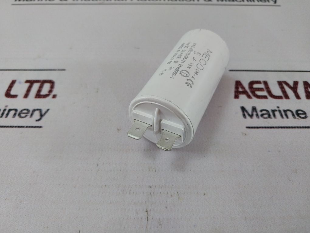 Lot Of 8X Meco Cmi-4 Capacitor 646801