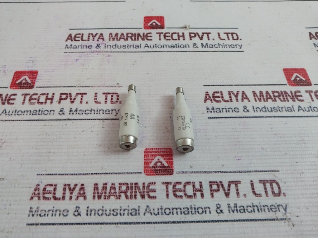 Lot Of 9X Eti 4A 2311402-01 Fuse 500V