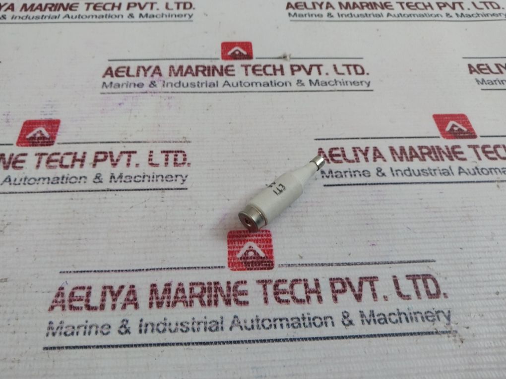 Lot Of 9X Eti 4A 2311402-01 Fuse 500V