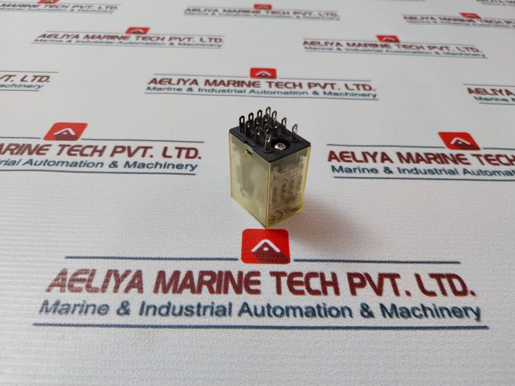 Lot Of 9X Idec Rn4S-nl-a115 Relay 4 Pole 115Vac With Indicator