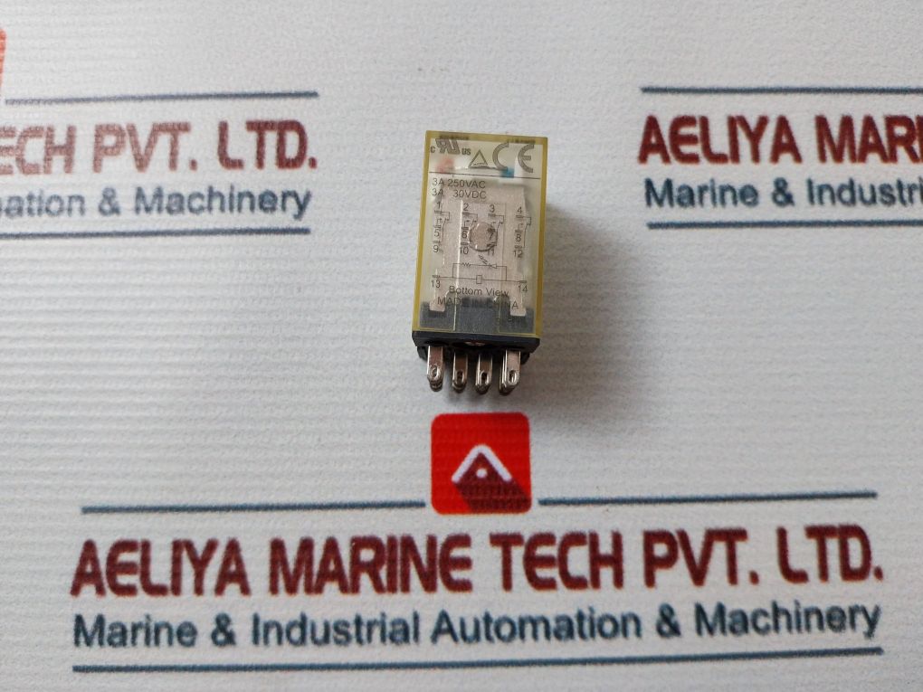 Lot Of 9X Idec Rn4S-nl-a115 Relay 4 Pole 115Vac With Indicator