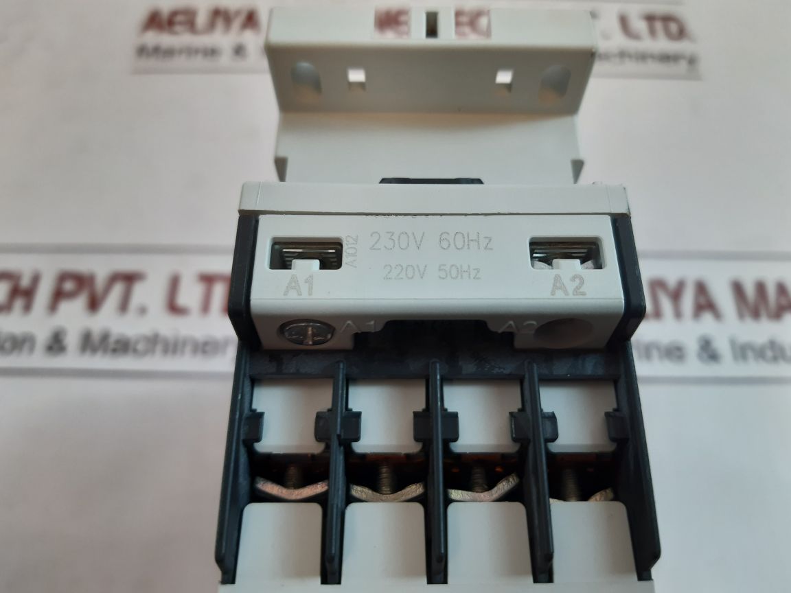 Lovato dpbf1810a contactor with rf380650 relay