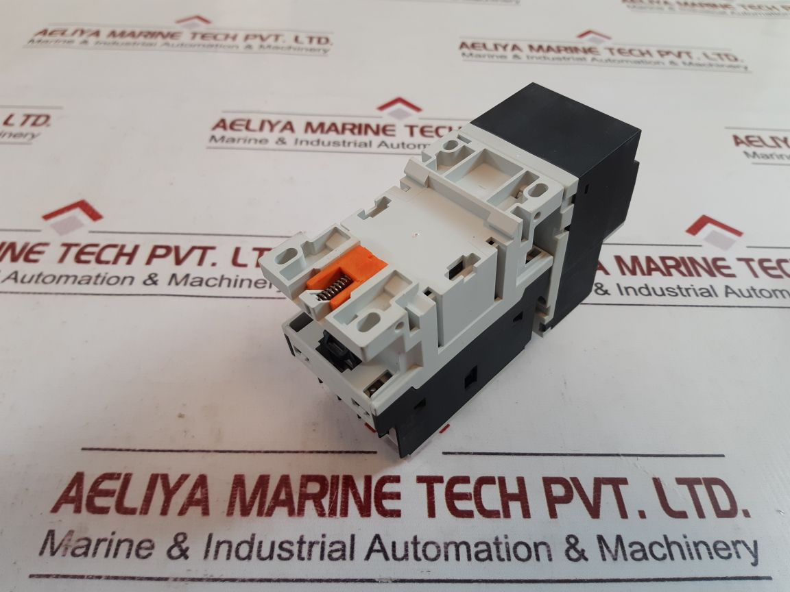 Lovato dpbf1810a contactor with rf380650 relay