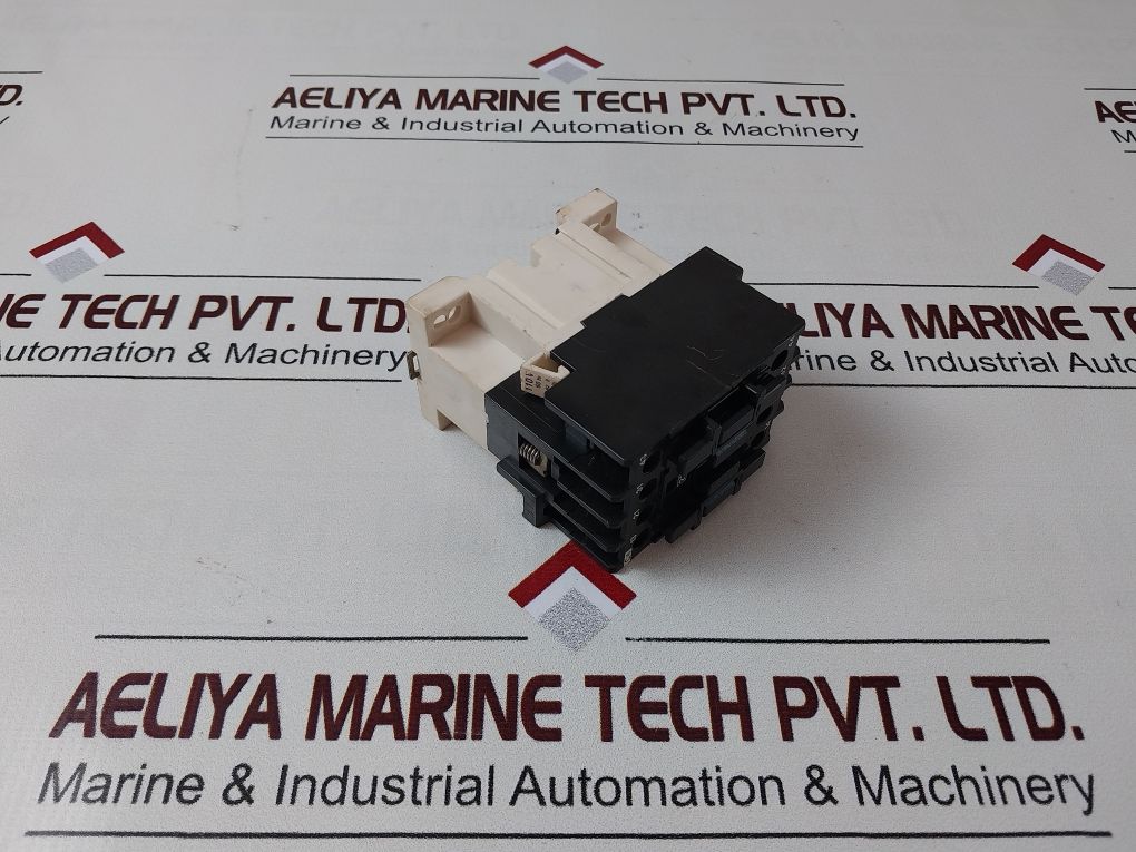 Lovato C4 Contactor 600V Ac 6A