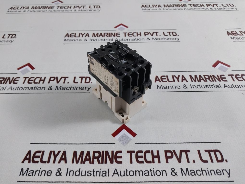 Lovato C4 Contactor 600V Ac 6A