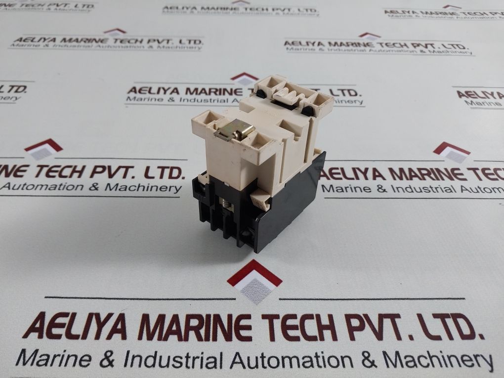 Lovato C4 Contactor 600V Ac 6A