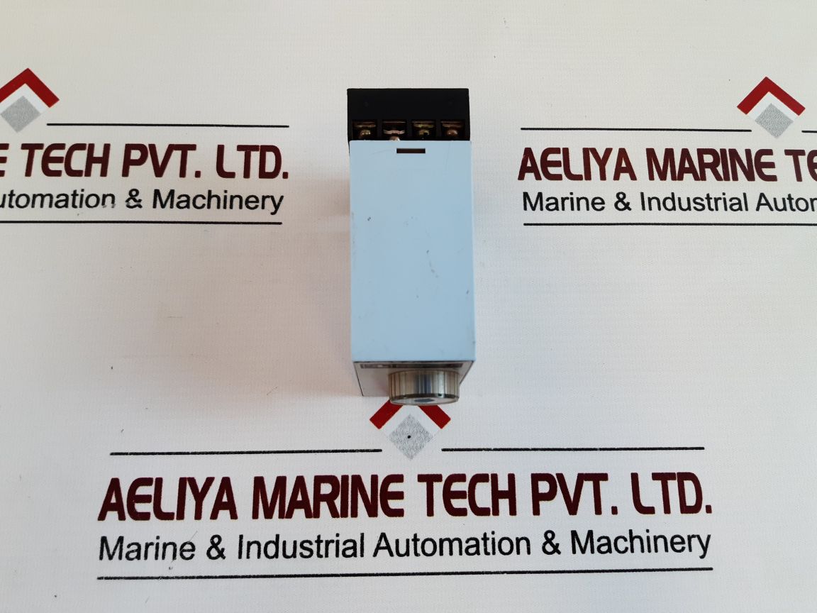 Lovato T1E Time Relay On Operate 0,3 To 30 Sec With Sr2P-06A Socket Base