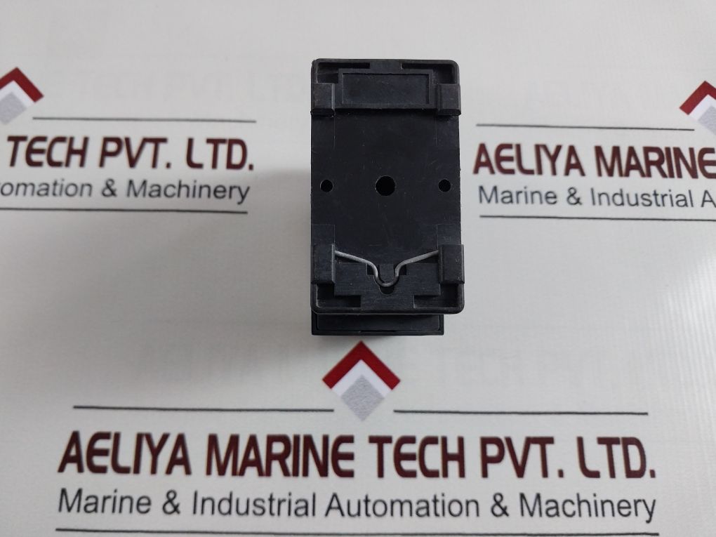 Lovato T2Ne Star-delta Time Relay 0,3 To 30 Sec