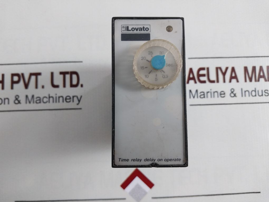 Lovato T2Ne Star-delta Time Relay 0,3 To 30 Sec