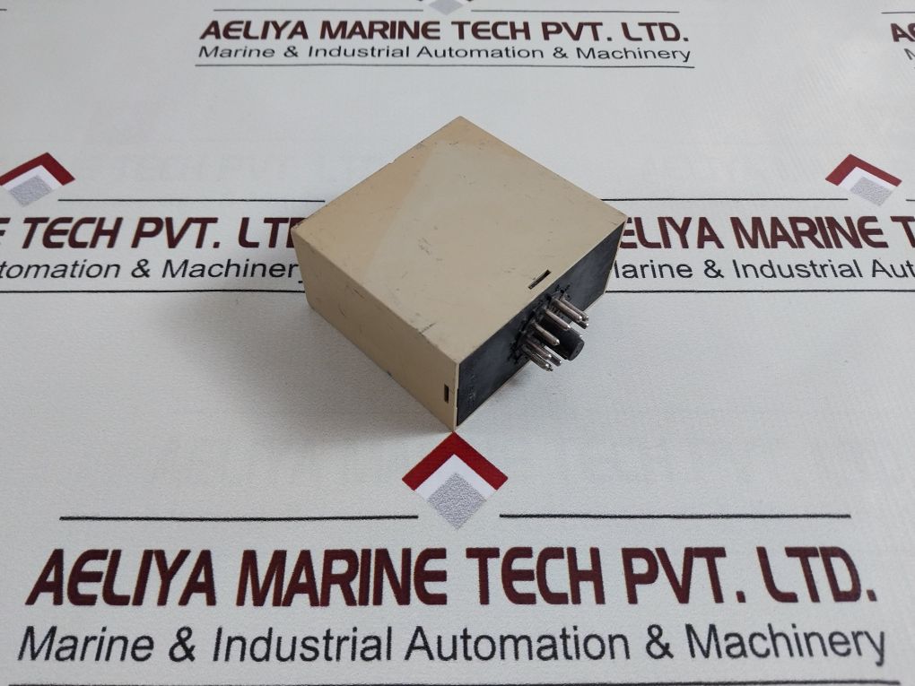 Lovato Tde Time Relay With Adjustable Delay On Release 0,1-1