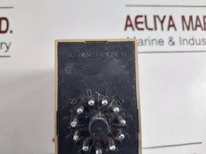 Lovato Tde Time Relay With Adjustable Delay On Release 0,1-1