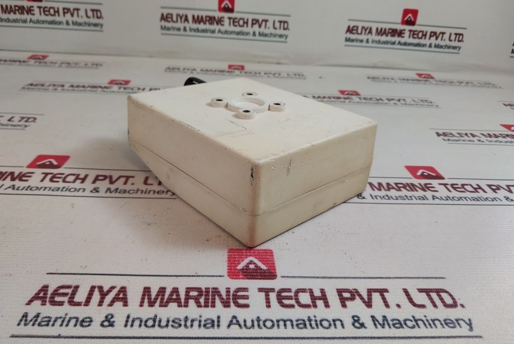 Lth Electronics Tcd 33 Conductivity Transmitter