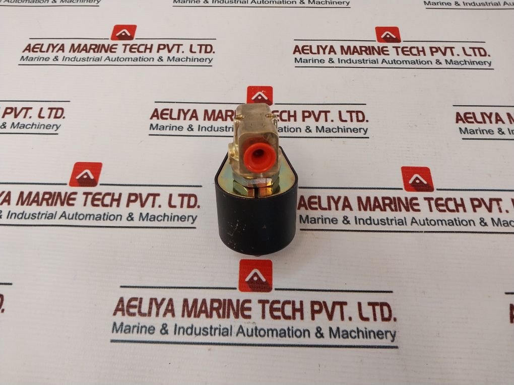 Lucifer/Honeywell 122K9321 Oil Burner For Solenoid Valve 220-230V 50/60Hz