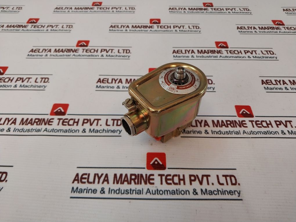 Lucifer/Honeywell 122K9321 Oil Burner For Solenoid Valve 30 Bar