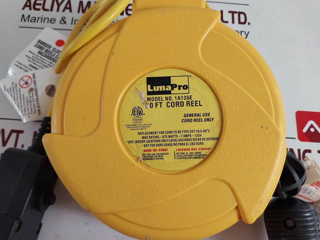 Lumapro 1A135E 20 Ft Cord Reel Light