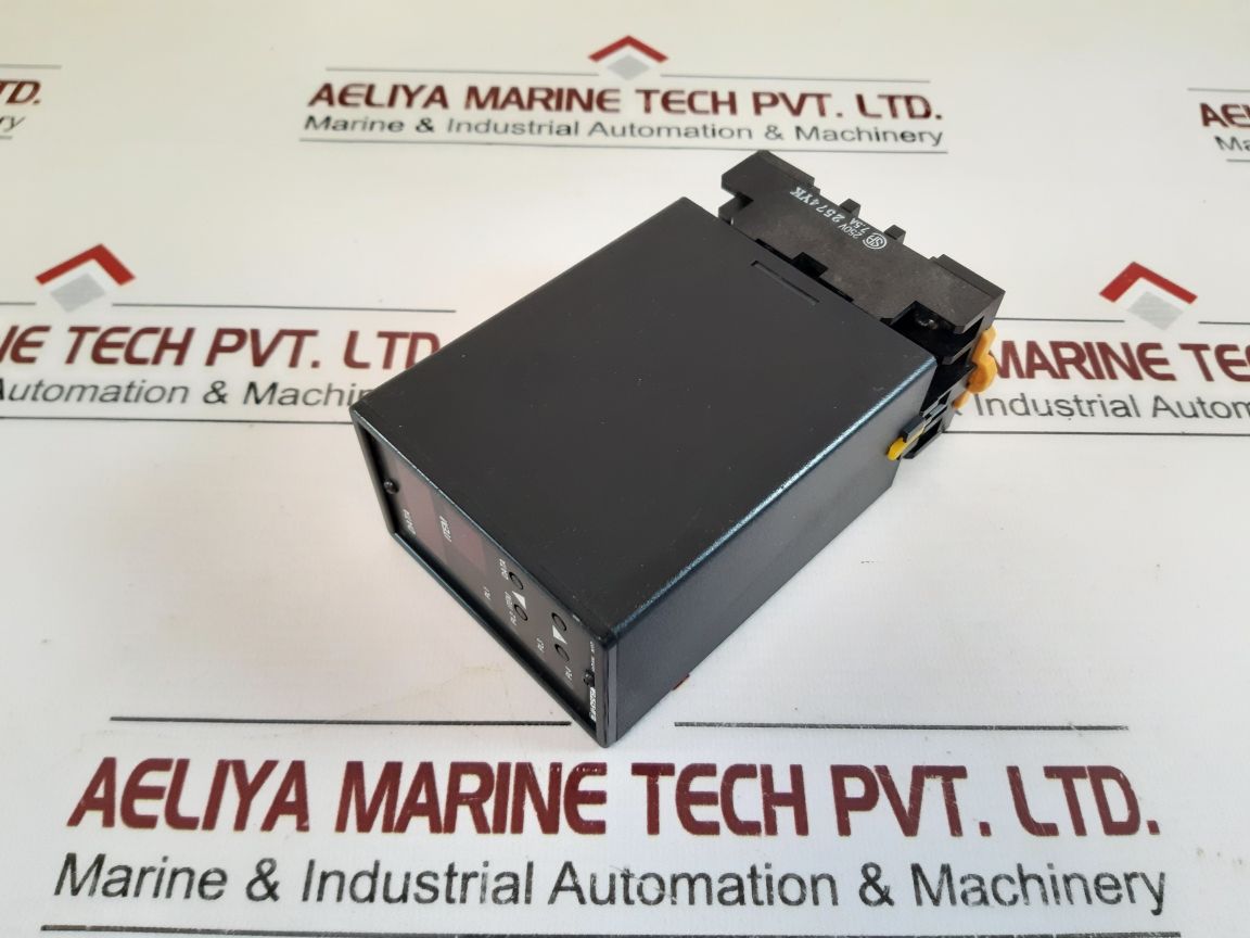M-system Mxlcf-s1Z1-r Strain Gauge Transmitter With Base