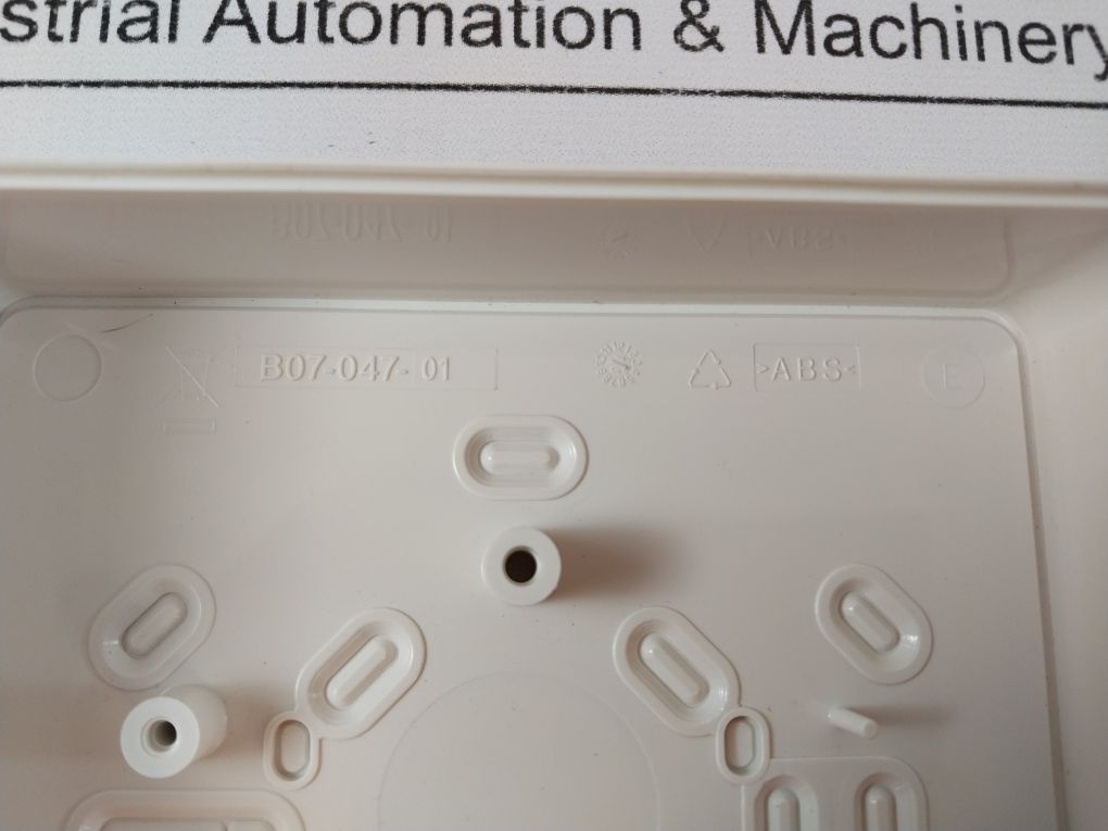 M200E-smb Surface Mounting Box
